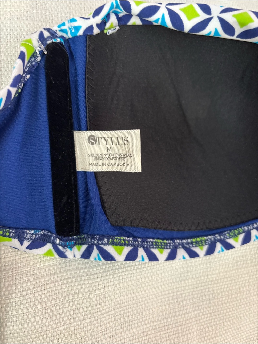 Stylus Women Bandeau Bikini Top Sz Medium NWT - - Picture 3 of 7
